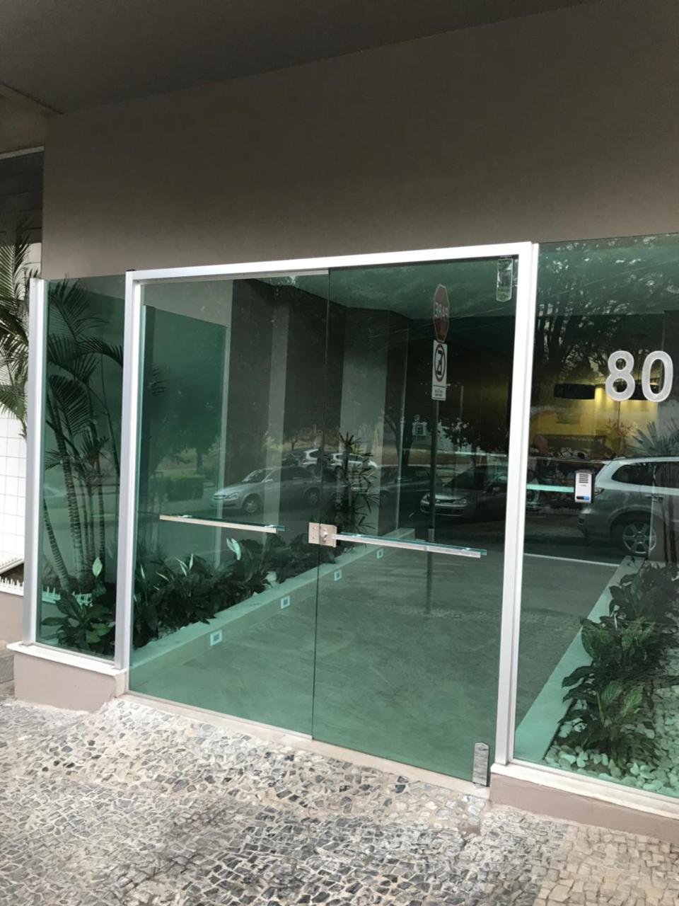 贝洛哈里桑塔Amplo Seguro Proximo Hospital Unimed Materdei Madre Teresa公寓 外观 照片